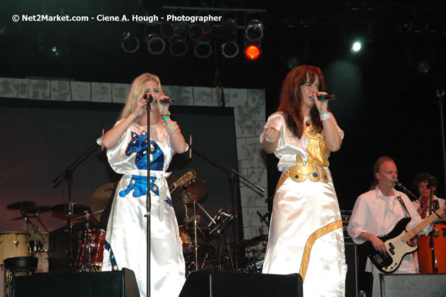 ABBA - The Tribute - Air Jamaica Jazz & Blues Festival 2007 - The Art of Music -  Thursday, January 25th - 10th Anniversary - Air Jamaica Jazz & Blues Festival 2007 - The Art of Music - Tuesday, January 23 - Saturday, January 27, 2007, The Aqueduct on Rose Hall, Montego Bay, Jamaica - Negril Travel Guide, Negril Jamaica WI - http://www.negriltravelguide.com - info@negriltravelguide.com...!