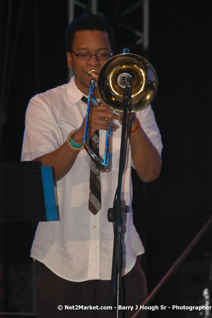 Antonio Saxton - Air Jamaica Jazz & Blues Festival 2007 - The Art of Music -  Thursday, January 25th - 10th Anniversary - Air Jamaica Jazz & Blues Festival 2007 - The Art of Music - Tuesday, January 23 - Saturday, January 27, 2007, The Aqueduct on Rose Hall, Montego Bay, Jamaica - Negril Travel Guide, Negril Jamaica WI - http://www.negriltravelguide.com - info@negriltravelguide.com...!