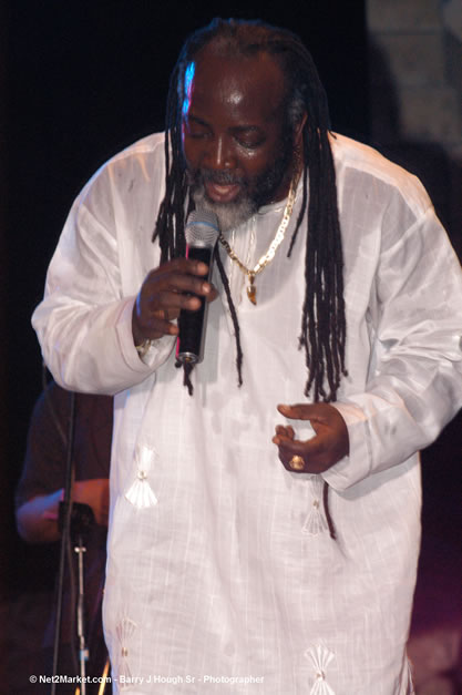 Freddy McGregor @ The Aqueduct on Rose Hall - Friday, January 26, 2007 - 10th Anniversary - Air Jamaica Jazz & Blues Festival 2007 - The Art of Music - Tuesday, January 23 - Saturday, January 27, 2007, The Aqueduct on Rose Hall, Montego Bay, Jamaica - Negril Travel Guide, Negril Jamaica WI - http://www.negriltravelguide.com - info@negriltravelguide.com...!