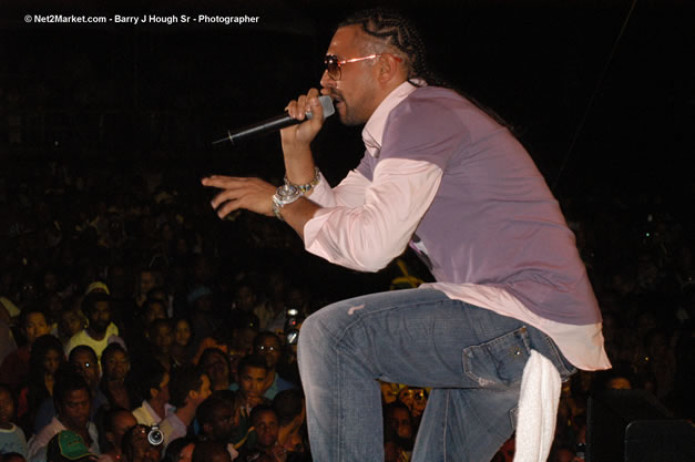 Sean Paul @ The Aqueduct on Rose Hall - Friday, January 26, 2007 - 10th Anniversary - Air Jamaica Jazz & Blues Festival 2007 - The Art of Music - Tuesday, January 23 - Saturday, January 27, 2007, The Aqueduct on Rose Hall, Montego Bay, Jamaica - Negril Travel Guide, Negril Jamaica WI - http://www.negriltravelguide.com - info@negriltravelguide.com...!