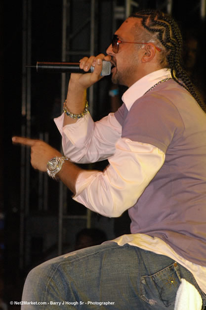 Sean Paul @ The Aqueduct on Rose Hall - Friday, January 26, 2007 - 10th Anniversary - Air Jamaica Jazz & Blues Festival 2007 - The Art of Music - Tuesday, January 23 - Saturday, January 27, 2007, The Aqueduct on Rose Hall, Montego Bay, Jamaica - Negril Travel Guide, Negril Jamaica WI - http://www.negriltravelguide.com - info@negriltravelguide.com...!