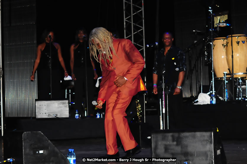 Billy Ocean at the Air Jamaica Jazz and Blues Festival 2008 The Art of Music - Saturday, January 26, 2008 - Air Jamaica Jazz & Blues 2008 The Art of Music venue at the Aqaueduct on Rose Hall Resort & Counrty Club, Montego Bay, St. James, Jamaica W.I. - Thursday, January 24 - Saturday, January 26, 2008 - Photographs by Net2Market.com - Claudine Housen & Barry J. Hough Sr, Photographers - Negril Travel Guide, Negril Jamaica WI - http://www.negriltravelguide.com - info@negriltravelguide.com...!