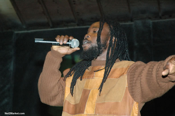 Reggae Superstar - Bush Man @ Bourbon Beach with Boddy Dread & Singing Honour - Presented by Our Music Promotions - Omar & Ama-Donna - Saturday, May 14, 2005 - Negril Travel Guide, Negril Jamaica WI - http://www.negriltravelguide.com - info@negriltravelguide.com...!