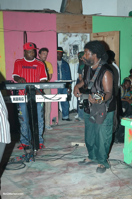 The Messenger, Reggae Super Star - Luciano - Gregory Isaacs - Bobby Dread - Swallow - backed by the Indika Band - Boubon Beach Restaurant, Beach Bar & Oceanfront Accommodations - Negril Travel Guide, Negril Jamaica WI - http://www.negriltravelguide.com - info@negriltravelguide.com...!