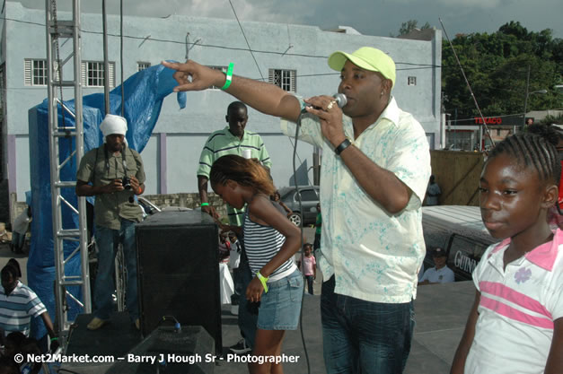 Cross De Harbour @ Lucea Car Park presented by Linkz Entertainment in association with Lucea Chamber of Commerce - Featuring Freddy Mc Gregor, Iley Dread, Mr. Vegas, Lt. Elmo, Champagne, Merital, CC, Brillant, TQ, Mad Dog, Chumps - Lucea, Hanover, Jamaica - Negril Travel Guide.com, Negril Jamaica WI - http://www.negriltravelguide.com - info@negriltravelguide.com...!