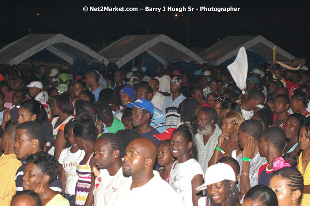 Cross De Harbour @ Lucea Car Park presented by Linkz Entertainment in association with Lucea Chamber of Commerce - Featuring Freddy Mc Gregor, Iley Dread, Mr. Vegas, Lt. Elmo, Champagne, Merital, CC, Brillant, TQ, Mad Dog, Chumps - Lucea, Hanover, Jamaica - Negril Travel Guide.com, Negril Jamaica WI - http://www.negriltravelguide.com - info@negriltravelguide.com...!