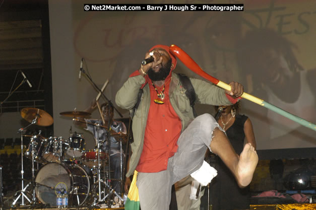 Fanton Mojah - Cure Fest 2007 - Longing For Concert at Trelawny Multi Purpose Stadium, Trelawny, Jamaica - Sunday, October 14, 2007 - Cure Fest 2007 October 12th-14th, 2007 Presented by Danger Promotions, Iyah Cure Promotions, and Brass Gate Promotions - Alison Young, Publicist - Photographs by Net2Market.com - Barry J. Hough Sr, Photographer - Negril Travel Guide, Negril Jamaica WI - http://www.negriltravelguide.com - info@negriltravelguide.com...!
