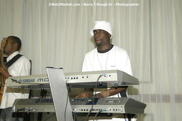 Prodigal Son - Reflections - Cure Fest 2007 - All White Birth-Night Party - Hosted by Jah Cure - Starfish Trelawny Hotel - Trelawny, Jamaica - Friday, October 12, 2007 - Cure Fest 2007 October 12th-14th, 2007 Presented by Danger Promotions, Iyah Cure Promotions, and Brass Gate Promotions - Alison Young, Publicist - Photographs by Net2Market.com - Barry J. Hough Sr, Photographer - Negril Travel Guide, Negril Jamaica WI - http://www.negriltravelguide.com - info@negriltravelguide.com...!