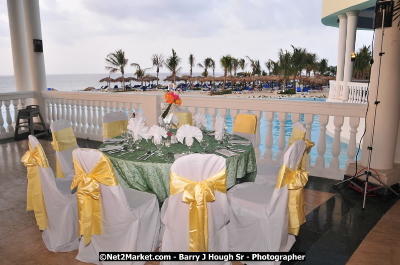 Bird of Paradise Awards & Gala @ Grand Palladium Resort & Spa [Fiesta] - Saturday, August 9, 2008 - Guest Honouree The Most Honourable P.J. Patterson ON, PC, QC - Hanover Homecoming Foundation LTD Jamaica - Wherever you roam ... Hanover bids you ... come HOME - Sunday, August 3 to Saturday, August 9, 2008 - Hanover Jamaica - Photographs by Net2Market.com - Barry J. Hough Sr. Photojournalist/Photograper - Photographs taken with a Nikon D300 - Negril Travel Guide, Negril Jamaica WI - http://www.negriltravelguide.com - info@negriltravelguide.com...!