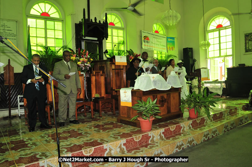 Lucea United Church - Unitied Church in Jamaica and Cayman Islands - Worship Service & Celebration of the Sacrament of Holy Communion - Special Guests: Hanover Homecoming Foundation & His excellency The Most Honourable Professor Sir Kenneth Hall Governor General of Jamaica - Sunday, August 3, 2008 - Hanover Homecoming Foundation LTD Jamaica - Wherever you roam ... Hanover bids you ... come HOME - Sunday, August 3 to Saturday, August 9, 2008 - Hanover Jamaica - Photographs by Net2Market.com - Barry J. Hough Sr. Photojournalist/Photograper - Photographs taken with a Nikon D300 - Negril Travel Guide, Negril Jamaica WI - http://www.negriltravelguide.com - info@negriltravelguide.com...!