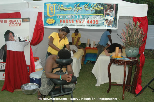 Hybrid Go Ultra - Independence Negril 2K7 - A Barefoot Beach Party @ The Hybrid Beach Cove aka Half Moon Beach Club, Sunday, August 5, 2007, Half Moon Beach, Hanover Parish, Jamaica - Negril Travel Guide.com, Negril Jamaica WI - http://www.negriltravelguide.com - info@negriltravelguide.com...!