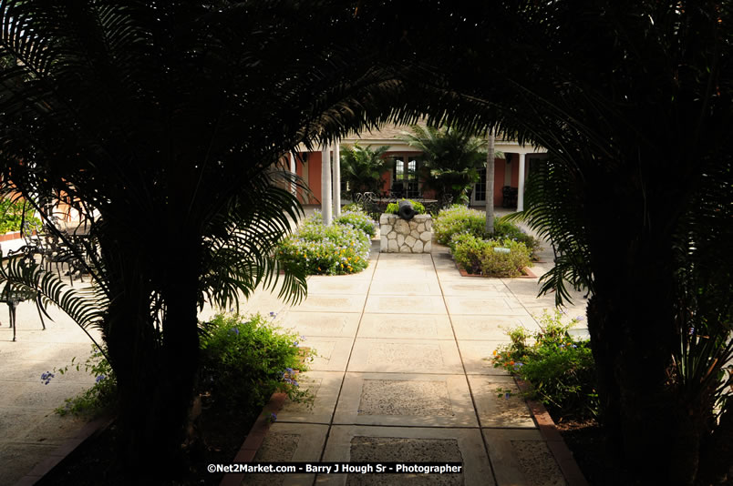 Rose Hall Resort & Golf Club / Cinnamon Hill Golf Course - IAGTO SuperFam Golf - Thursday, June 26, 2008 - Jamaica Welcome IAGTO SuperFam - Sponsored by the Jamaica Tourist Board, Half Moon, Rose Hall Resort & Country Club/Cinnamon Hill Golf Course, The Rose Hall Golf Association, Scandal Resort Golf Club, The Tryall Club, The Ritz-Carlton Golf & Spa Resort/White Witch, Jamaica Tours Ltd, Air Jamaica - June 24 - July 1, 2008 - If golf is your passion, Welcome to the Promised Land - Negril Travel Guide, Negril Jamaica WI - http://www.negriltravelguide.com - info@negriltravelguide.com...!