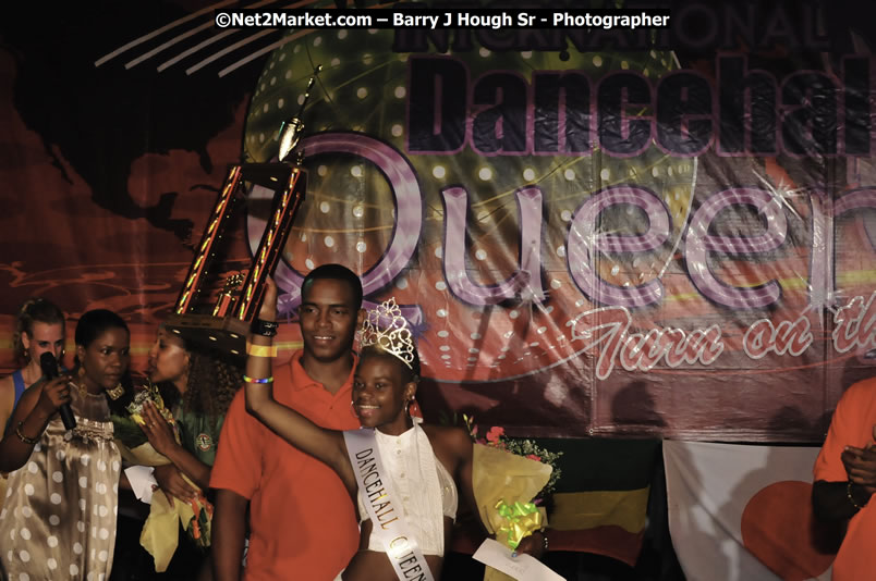 International Dancehall Queen Competition - Big Head Promotions Presents the Red Label Wine Dancehall Queen Competition - Saturday, July 26, 2008 @ Pier One, Montego Bay, Jamaica W.I. - Photographs by Net2Market.com - Barry J. Hough Sr. Photojournalist/Photograper - Photographs taken with a Nikon D300 - Negril Travel Guide, Negril Jamaica WI - http://www.negriltravelguide.com - info@negriltravelguide.com...!