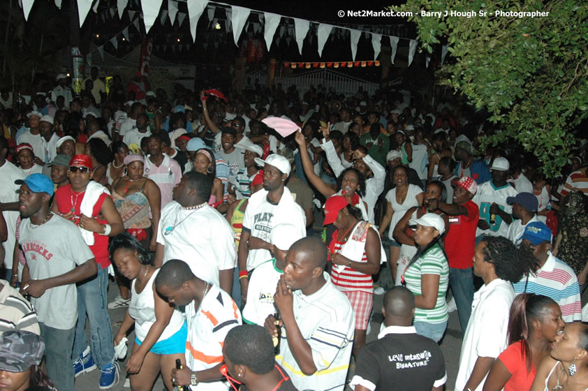 Jamaica Carnival 2007 @ The Jungle, Friday, March 2, 2007, The Jungle, Norman Manley Boulevard, Negril, Westmoreland, Jamaica W.I. - Negril Travel Guide, Negril Jamaica WI - http://www.negriltravelguide.com - info@negriltravelguide.com...!