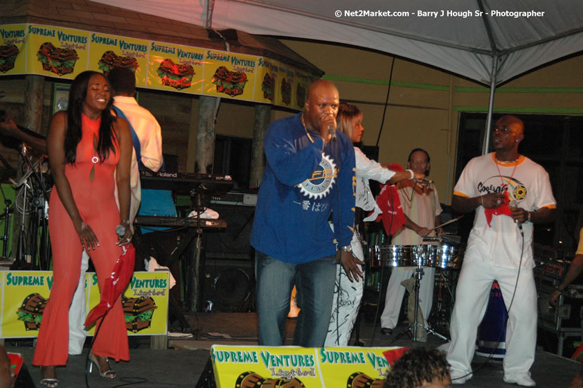 Jamaica Carnival 2007 @ The Jungle, Friday, March 2, 2007, The Jungle, Norman Manley Boulevard, Negril, Westmoreland, Jamaica W.I. - Negril Travel Guide, Negril Jamaica WI - http://www.negriltravelguide.com - info@negriltravelguide.com...!