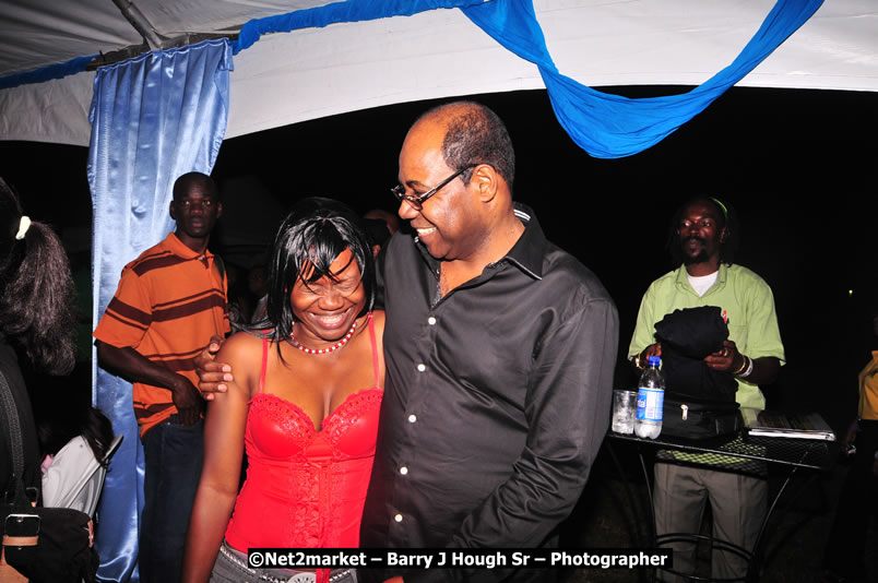 Minister of Tourism, Edmund Bartlett @ Jamaica Jazz and Blues Festival 2009 - Presented by Air Jamaica - Saturday, January 24, 2009 - Venue at the Aqueduct on Rose Hall Resort &amp; Country Club, Montego Bay, Jamaica - Thursday, January 22 - Saturday, January 24, 2009 - Photographs by Net2Market.com - Barry J. Hough Sr, Photographer/Photojournalist - Negril Travel Guide, Negril Jamaica WI - http://www.negriltravelguide.com - info@negriltravelguide.com...!