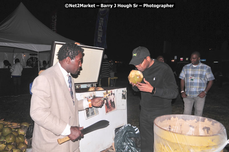 Minister of Tourism, Edmund Bartlett @ Jamaica Jazz and Blues Festival 2009 - Presented by Air Jamaica - Thursday, January 22, 2009 - Venue at the Aqueduct on Rose Hall Resort &amp; Country Club, Montego Bay, Jamaica - Thursday, January 22 - Saturday, January 24, 2009 - Photographs by Net2Market.com - Barry J. Hough Sr, Photographer/Photojournalist - Negril Travel Guide, Negril Jamaica WI - http://www.negriltravelguide.com - info@negriltravelguide.com...!