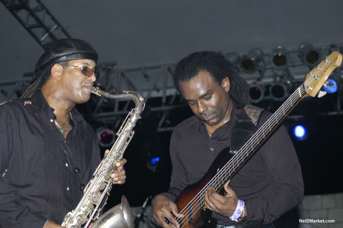 Arturo Tappin - Air Jamaica Jazz & Blues 2005 - The Art Of Music - Cinnamon Hill Golf Course, Rose Hall, Montego Bay - Negril Travel Guide, Negril Jamaica WI - http://www.negriltravelguide.com - info@negriltravelguide.com...!