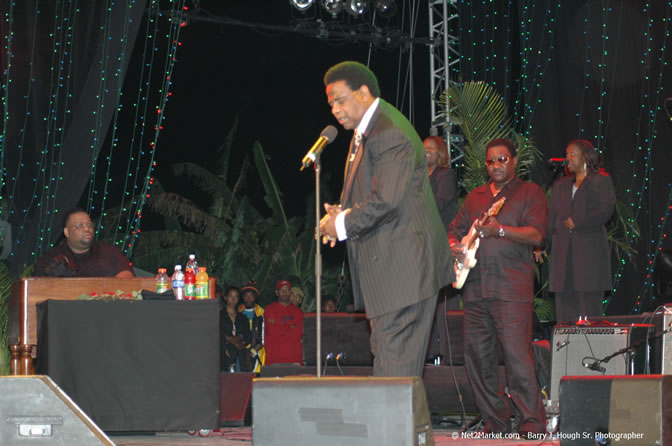 Al Green - Air Jamaica Jazz & Blues Festival 2006 - The Art of Music - Cinnamon Hill Golf Club - Rosehall Resort & Country Club, Montego Bay, Jamaica W.I. - Thursday, Friday 27, 2006 - Negril Travel Guide, Negril Jamaica WI - http://www.negriltravelguide.com - info@negriltravelguide.com...!