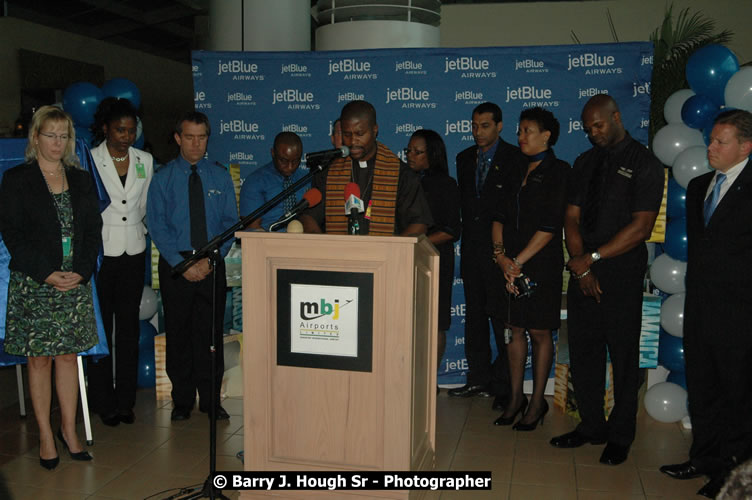 JetBue Airways' Inaugural Air Service between Sangster International Airport, Montego Bay and John F. Kennedy Airport, New York at MBJ Airports Sangster International Airport, Montego Bay, St. James, Jamaica - Thursday, May 21, 2009 - Photographs by Net2Market.com - Barry J. Hough Sr, Photographer/Photojournalist - Negril Travel Guide, Negril Jamaica WI - http://www.negriltravelguide.com - info@negriltravelguide.com...!