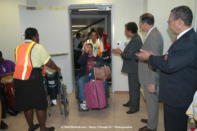 MBJ Airports Limited Welcomes WestJet Airlines - Inaugural Scheduled Service From Toronto Pearsons International Airport - Monday, December 10, 2007 - Sangster International Airport - MBJ Airports Limited, Montego Bay, Jamaica W.I. - Photographs by Net2Market.com - Barry J. Hough Sr, Photographer - Negril Travel Guide, Negril Jamaica WI - http://www.negriltravelguide.com - info@negriltravelguide.com...!