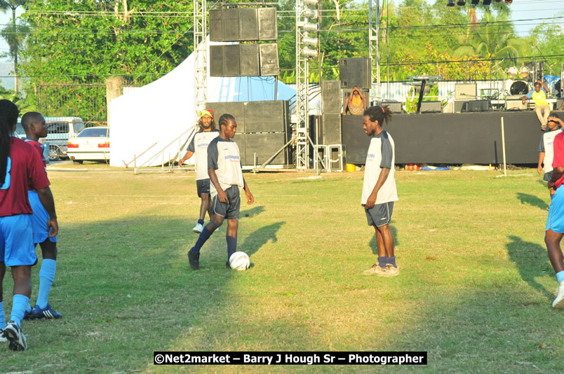 Marley Magic Traffic Jam - Celebrity Football @ Spring Break - Saturday, March 21, 2009 - Also Featuring: Kelley, Capleton, Junior Reid, Spragga Benz, Wayne Marshall, Munga, Romaine Virgo,Embee, Bango Herman, Flava K, Whisky Baggio, Andrew and Wadda Blood, Black Am I, Packa, Venue at Waz Beach, Norman Manley Boulevard, Negril Westmoreland, Jamaica - Saturday, March 21, 2009 - Photographs by Net2Market.com - Barry J. Hough Sr, Photographer/Photojournalist - Negril Travel Guide, Negril Jamaica WI - http://www.negriltravelguide.com - info@negriltravelguide.com...!