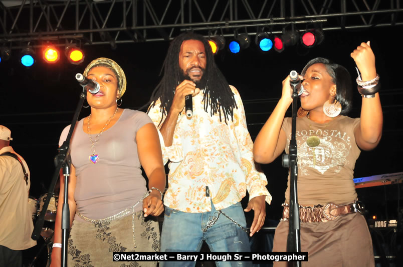 Marley Magic Traffic Jam - Concert @ Spring Break - Saturday, March 21, 2009 - Also Featuring: Kelley, Capleton, Junior Reid, Spragga Benz, Wayne Marshall, Munga, Romaine Virgo,Embee, Bango Herman, Flava K, Whisky Baggio, Andrew and Wadda Blood, Black Am I, Packa, Venue at Waz Beach, Norman Manley Boulevard, Negril Westmoreland, Jamaica - Saturday, March 21, 2009 - Photographs by Net2Market.com - Barry J. Hough Sr, Photographer/Photojournalist - Negril Travel Guide, Negril Jamaica WI - http://www.negriltravelguide.com - info@negriltravelguide.com...!