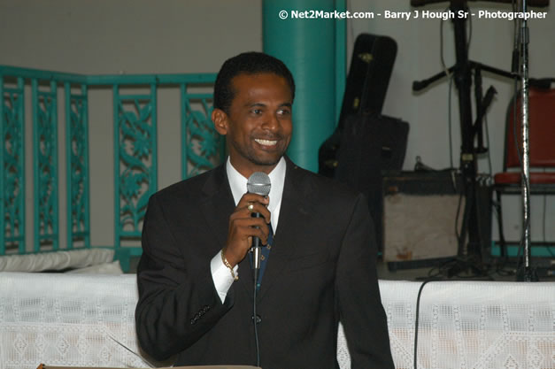 Negril Chamber of Commerce - 24th Anniversary Dinner Photos - Saturday, April 21, 2007 - Negril Hills Country Club, Sheffield, Westmoreland, Jamaica W.I. - Negril Travel Guide, Negril Jamaica WI - http://www.negriltravelguide.com - info@negriltravelguide.com...!