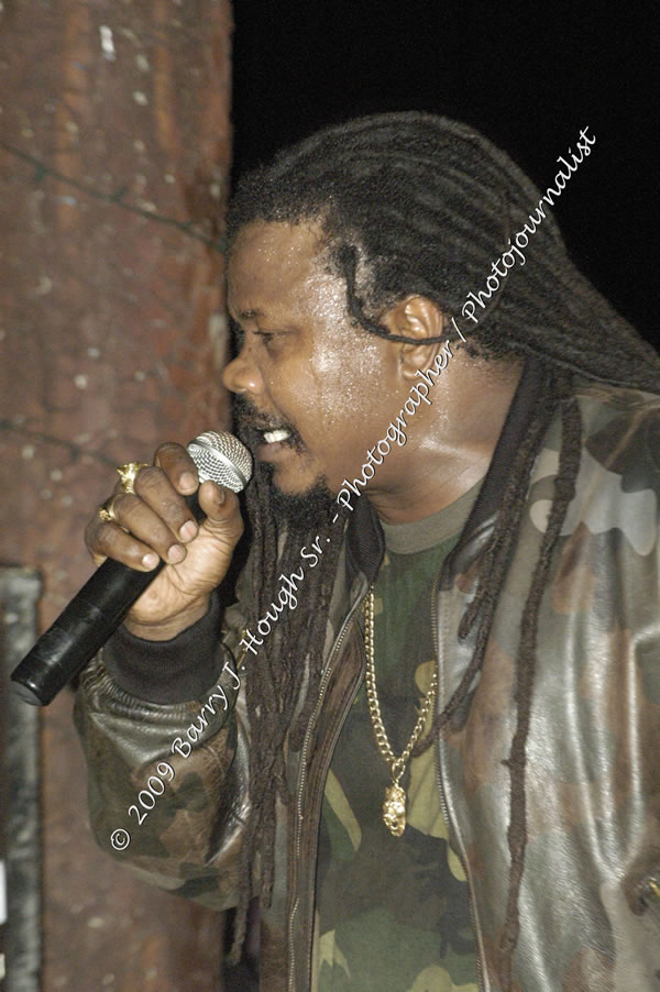  Luciano "Live in Concert" Negril Escape Resort & Spa, Openning Acts: Justice Merchant, and Timmi Burrell, Backing Band: JAH Messenjah, One Love Reggae Summer Series, West End, Negril, Westmoreland, Jamaica W.I. - Tuesday, August 11, 2009 - Photographs by Barry J. Hough Sr. Photojournalist/Photograper - Photographs taken with a Nikon D70, D100, or D300 - Negril Travel Guide, Negril Jamaica WI - http://www.negriltravelguide.com - info@negriltravelguide.com...!