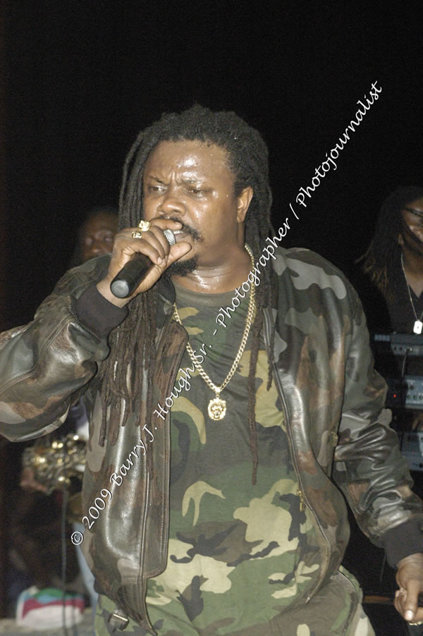  Luciano "Live in Concert" Negril Escape Resort & Spa, Openning Acts: Justice Merchant, and Timmi Burrell, Backing Band: JAH Messenjah, One Love Reggae Summer Series, West End, Negril, Westmoreland, Jamaica W.I. - Tuesday, August 11, 2009 - Photographs by Barry J. Hough Sr. Photojournalist/Photograper - Photographs taken with a Nikon D70, D100, or D300 - Negril Travel Guide, Negril Jamaica WI - http://www.negriltravelguide.com - info@negriltravelguide.com...!