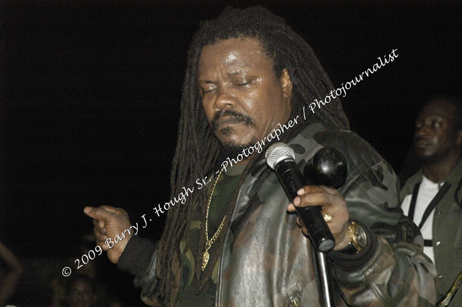  Luciano "Live in Concert" Negril Escape Resort & Spa, Openning Acts: Justice Merchant, and Timmi Burrell, Backing Band: JAH Messenjah, One Love Reggae Summer Series, West End, Negril, Westmoreland, Jamaica W.I. - Tuesday, August 11, 2009 - Photographs by Barry J. Hough Sr. Photojournalist/Photograper - Photographs taken with a Nikon D70, D100, or D300 - Negril Travel Guide, Negril Jamaica WI - http://www.negriltravelguide.com - info@negriltravelguide.com...!