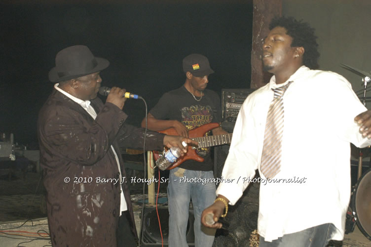 Chaka Demus & Pliers - Live In Concert @ Negril Escape Resort and Spa, December 8, 2009, One Love Drive, West End, Negril, Westmoreland, Jamaica W.I. - Photographs by Net2Market.com - Barry J. Hough Sr, Photographer/Photojournalist - Negril Travel Guide, Negril Jamaica WI - http://www.negriltravelguide.com - info@negriltravelguide.com...!