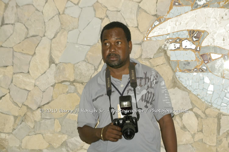 JAH Cure - Live In Concert @ Negril Escape Resort and Spa, December 15, 2009, One Love Drive, West End, Negril, Westmoreland, Jamaica W.I. - Photographs by Net2Market.com - Barry J. Hough Sr, Photographer/Photojournalist - Negril Travel Guide, Negril Jamaica WI - http://www.negriltravelguide.com - info@negriltravelguide.com...!