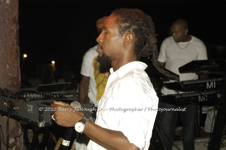 JAH Cure - Live In Concert @ Negril Escape Resort and Spa, December 15, 2009, One Love Drive, West End, Negril, Westmoreland, Jamaica W.I. - Photographs by Net2Market.com - Barry J. Hough Sr, Photographer/Photojournalist - Negril Travel Guide, Negril Jamaica WI - http://www.negriltravelguide.com - info@negriltravelguide.com...!