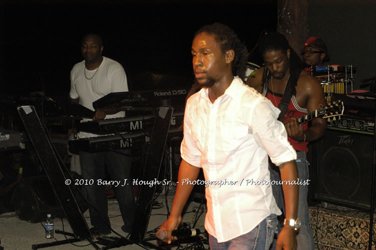 JAH Cure - Live In Concert @ Negril Escape Resort and Spa, December 15, 2009, One Love Drive, West End, Negril, Westmoreland, Jamaica W.I. - Photographs by Net2Market.com - Barry J. Hough Sr, Photographer/Photojournalist - Negril Travel Guide, Negril Jamaica WI - http://www.negriltravelguide.com - info@negriltravelguide.com...!