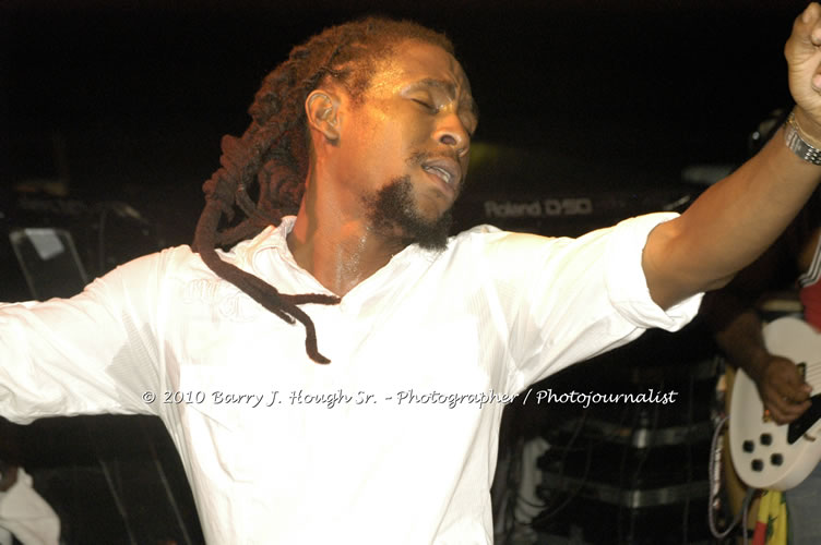 JAH Cure - Live In Concert @ Negril Escape Resort and Spa, December 15, 2009, One Love Drive, West End, Negril, Westmoreland, Jamaica W.I. - Photographs by Net2Market.com - Barry J. Hough Sr, Photographer/Photojournalist - Negril Travel Guide, Negril Jamaica WI - http://www.negriltravelguide.com - info@negriltravelguide.com...!