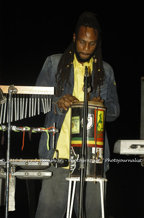 John Holt - Live in Concert - Also featuring Uprising Bank, plus DJ Gemini @ One Love Reggae Concerts Series 09/10 @ Negril Escape Resort & Spa, February 9, 2010, One Love Drive, West End, Negril, Westmoreland, Jamaica W.I. - Photographs by Net2Market.com - Barry J. Hough Sr, Photographer/Photojournalist - The Negril Travel Guide - Negril's and Jamaica's Number One Concert Photography Web Site with over 40,000 Jamaican Concert photographs Published -  Negril Travel Guide, Negril Jamaica WI - http://www.negriltravelguide.com - info@negriltravelguide.com...!