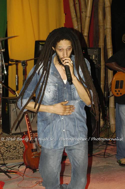 Julian Marley - Grammy Nominee & Son of the Legend Bob Marley - Live in Concert - Also featuring Ras Noble, Power Drill, Iron Head, & Robin Banks - Backing Band Roots Warrior, plus DJ Gemini @ One Love Reggae Concerts Series 09/10 @ Negril Escape Resort & Spa, February 2, 2010, One Love Drive, West End, Negril, Westmoreland, Jamaica W.I. - Photographs by Net2Market.com - Barry J. Hough Sr, Photographer/Photojournalist - The Negril Travel Guide - Negril's and Jamaica's Number One Concert Photography Web Site with over 40,000 Jamaican Concert photographs Published -  Negril Travel Guide, Negril Jamaica WI - http://www.negriltravelguide.com - info@negriltravelguide.com...!