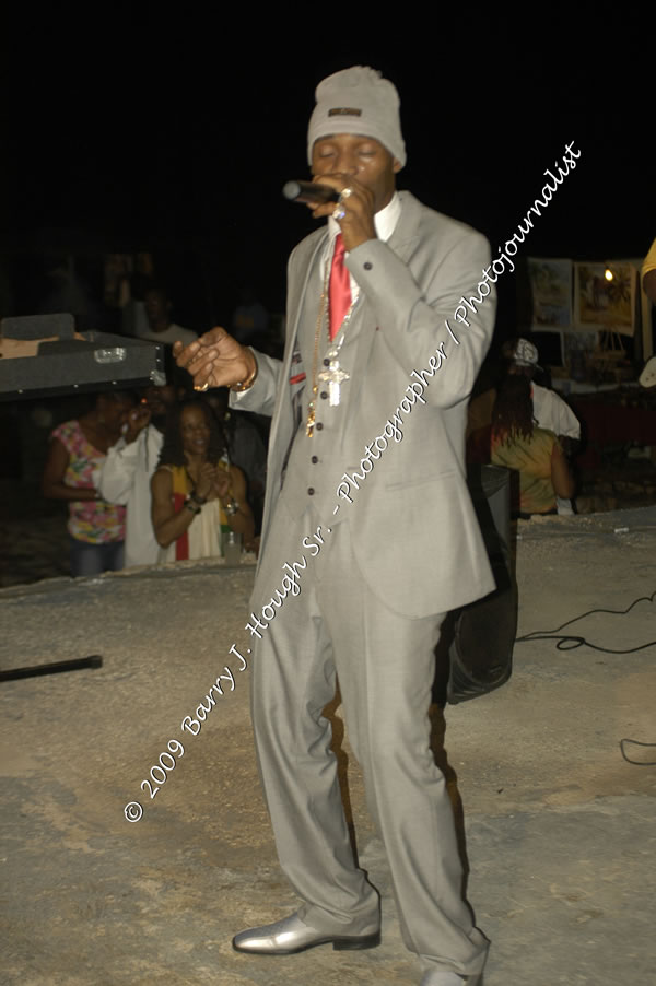  Sanchez - Live in Concert - at the One Love Reggae Concert Series 09/10 @ Negril Escape Resort & Spa - Also Featuring: Timmi Burrell and Justice Merchant- Backing Band Roots Warrior - DJ Gemini - MC Oliver Cargill, Negril Escape Resort & Spa, One Love Drive, West End, Negril, Westmoreland, Jamaica W.I. - Tuesday, November 24, 2009 - Photographs by Net2Market.com - Barry J. Hough Sr, Photographer / Photojournalist - Photos taken with a Nikon D70, D100, or D300 - Negril Travel Guide, Negril Jamaica WI - http://www.negriltravelguide.com - info@negriltravelguide.com...!