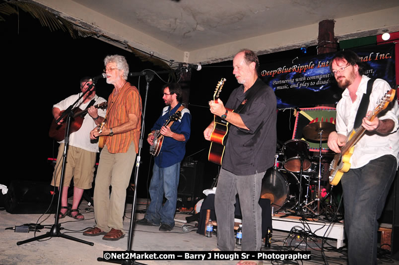 Chinese New Year @ The Sunset Show at Negril Escape - Tuesday, January 27, 2009 - Live Reggae Music at Negril Escape - Tuesday Nights 6:00PM to 10:00 PM - Photographs by Net2Market.com - Barry J. Hough Sr, Photographer/Photojournalist - Negril Travel Guide, Negril Jamaica WI - http://www.negriltravelguide.com - info@negriltravelguide.com...!