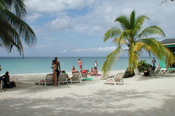 A Photo Walk along Negril's Famous Seven Mile Beach - Negril Travel Guide, Negril Jamaica WI - http://www.negriltravelguide.com - info@negriltravelguide.com...!