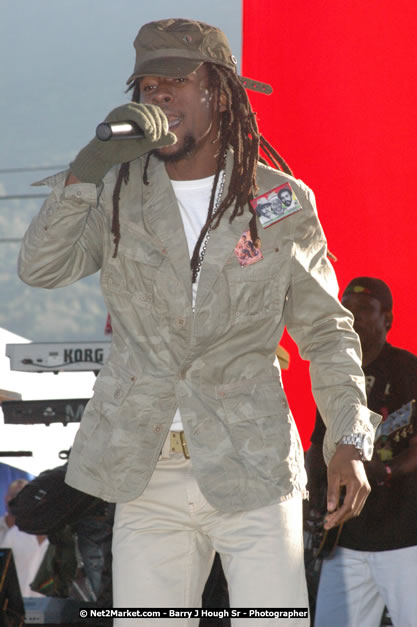 Jah Cure at Tru-Juice Rebel Salute 2008 - The 15th staging of Tru-Juice Rebel Salute, Saturday, January 12, 2008, Port Kaiser Sports Club, St. Elizabeth, Jamaica W.I. - Photographs by Net2Market.com - Barry J. Hough Sr, Photographer - Negril Travel Guide, Negril Jamaica WI - http://www.negriltravelguide.com - info@negriltravelguide.com...!