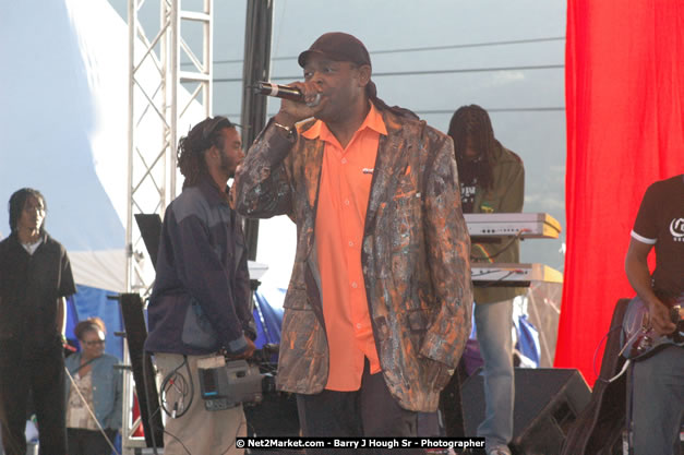 Sugar Minott at Tru-Juice Rebel Salute 2008 - The 15th staging of Tru-Juice Rebel Salute, Saturday, January 12, 2008, Port Kaiser Sports Club, St. Elizabeth, Jamaica W.I. - Photographs by Net2Market.com - Barry J. Hough Sr, Photographer - Negril Travel Guide, Negril Jamaica WI - http://www.negriltravelguide.com - info@negriltravelguide.com...!