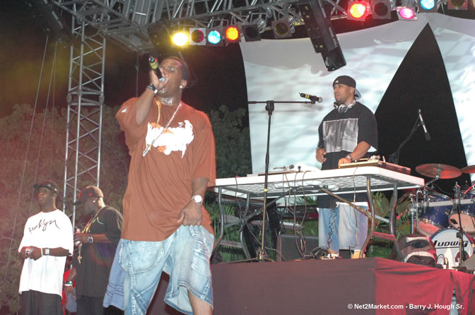 Fabolous - Red Stripe Reggae Sumfest 2005 - International Night - July 22th, 2005 - Negril Travel Guide, Negril Jamaica WI - http://www.negriltravelguide.com - info@negriltravelguide.com...!