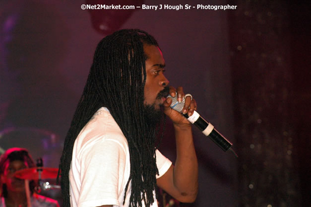 Beeniw Man & Barbee  - Red Stripe Reggae Sumfest 2007 - Zenith - Saturday, July 21, 2007 - Catherine Hall, Montego Bay, St James, Jamaica W.I. - Negril Travel Guide, Negril Jamaica WI - http://www.negriltravelguide.com - info@negriltravelguide.com...!