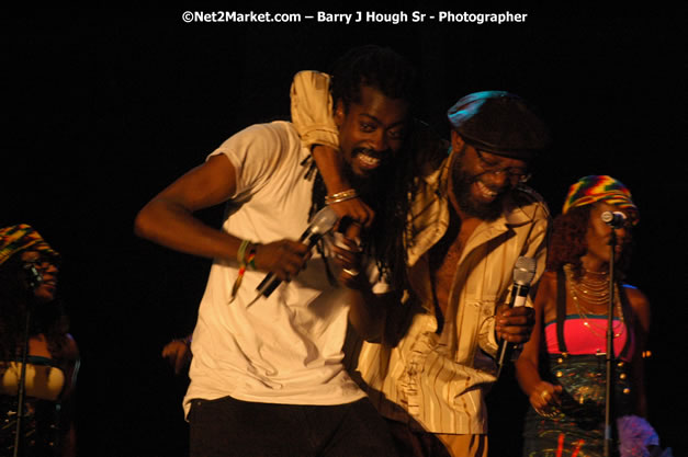 Beeniw Man & Barbee  - Red Stripe Reggae Sumfest 2007 - Zenith - Saturday, July 21, 2007 - Catherine Hall, Montego Bay, St James, Jamaica W.I. - Negril Travel Guide, Negril Jamaica WI - http://www.negriltravelguide.com - info@negriltravelguide.com...!