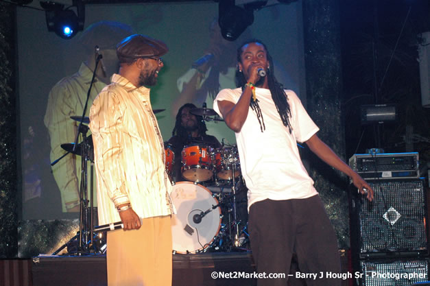 Beeniw Man & Barbee  - Red Stripe Reggae Sumfest 2007 - Zenith - Saturday, July 21, 2007 - Catherine Hall, Montego Bay, St James, Jamaica W.I. - Negril Travel Guide, Negril Jamaica WI - http://www.negriltravelguide.com - info@negriltravelguide.com...!