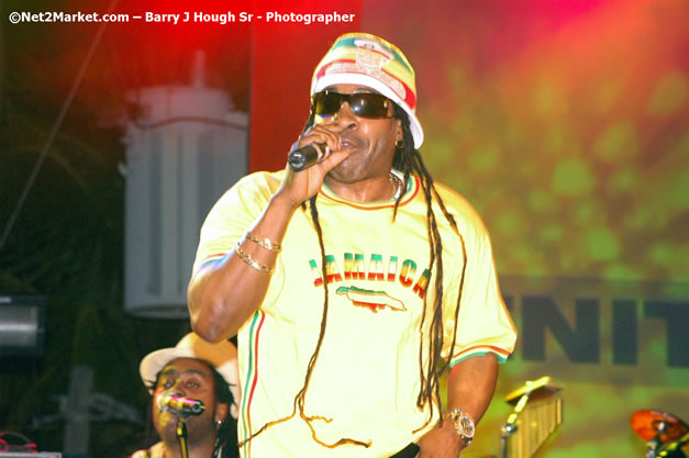 Bonafide- Red Stripe Reggae Sumfest 2007 - Zenith - Saturday, July 21, 2007 - Catherine Hall, Montego Bay, St James, Jamaica W.I. - Negril Travel Guide, Negril Jamaica WI - http://www.negriltravelguide.com - info@negriltravelguide.com...!