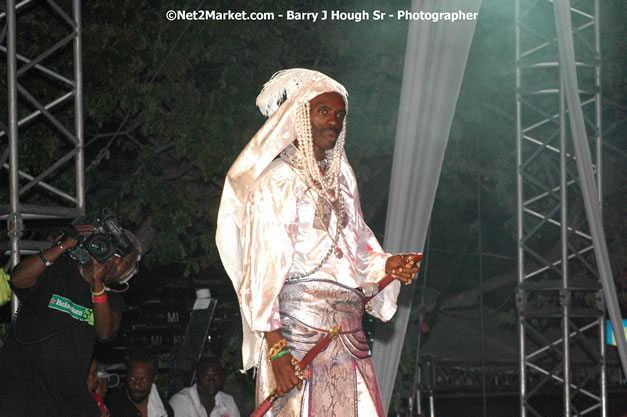 Ninja Man - Explosion - Red Stripe Reggae Sumfest 2007 - Thursday, July 19, 2007 - Red Stripe Reggae Sumfest 2007 at Catherine Hall, Montego Bay, St James, Jamaica W.I. - Negril Travel Guide, Negril Jamaica WI - http://www.negriltravelguide.com - info@negriltravelguide.com...!