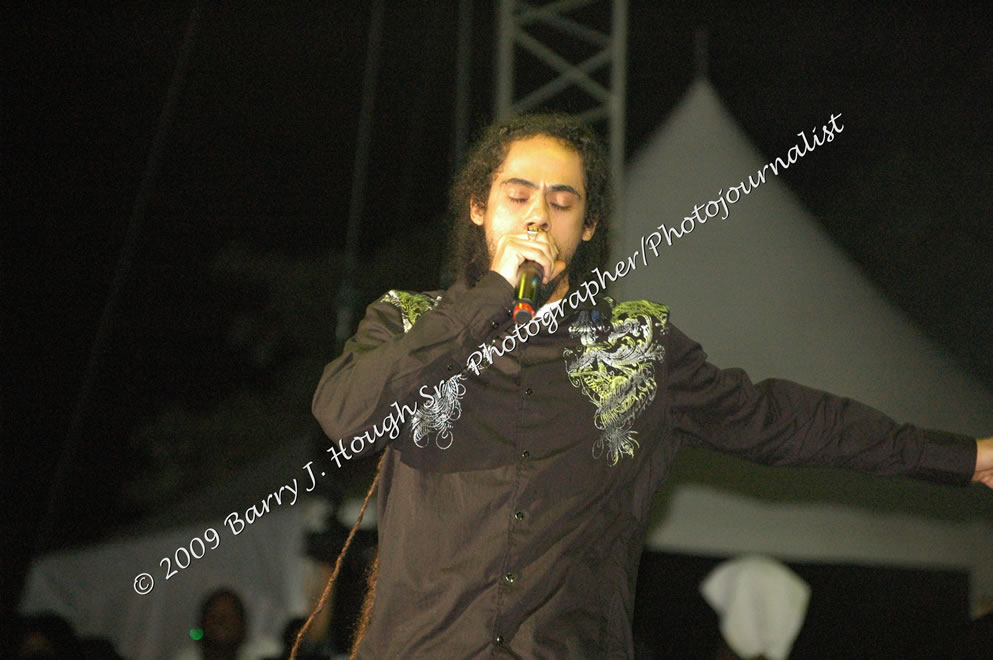 Damian 'Jr. Gong' Marley & NAS @ Reggae Sumfest 2009 - International Night 2 - Reggae Sumfest 2009,Catherine Hall, Montego Bay, St. James, Jamaica W.I. - Saturday, July 25, 2009 - Reggae Sumfest 2009, July 19 - 25, 2009 - Photographs by Net2Market.com - Barry J. Hough Sr. Photojournalist/Photograper - Photographs taken with a Nikon D70, D100, or D300 - Negril Travel Guide, Negril Jamaica WI - http://www.negriltravelguide.com - info@negriltravelguide.com...!